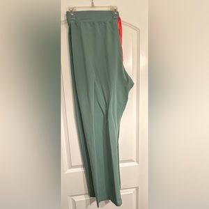 Figs Livingston scrub pants